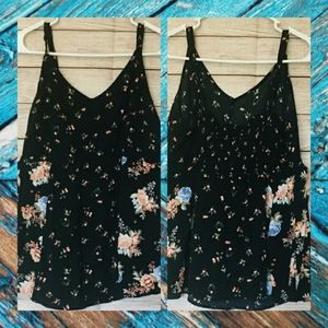 Torrid Floral Top Size 2